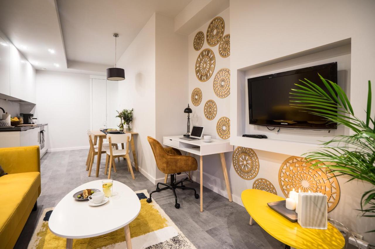 Oomph Warsaw Central Luxurious Air-Conditioned Apartment With Balcony Екстер'єр фото